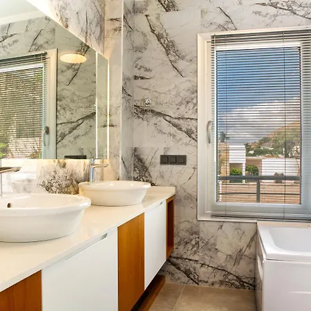 Azure Heaven ヴィラ *