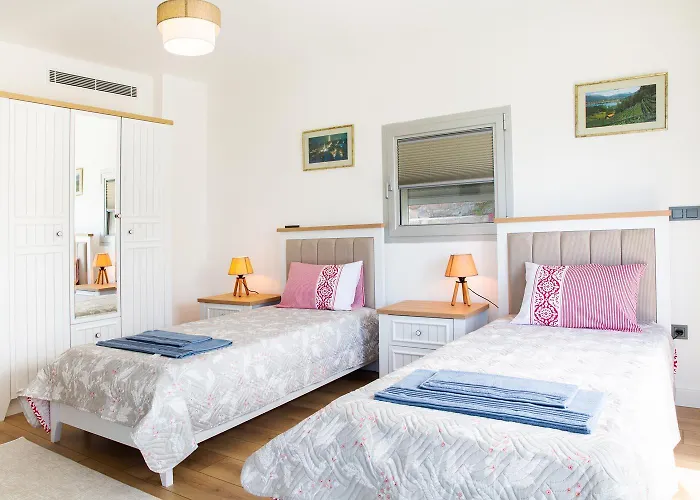 Azure Heaven Villa Karabag