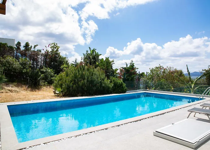 Vila Azure Heaven Karabag